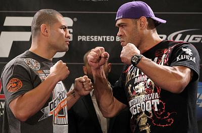 Cain-Velasquez-and-Antonio-Big-Foot-Silva